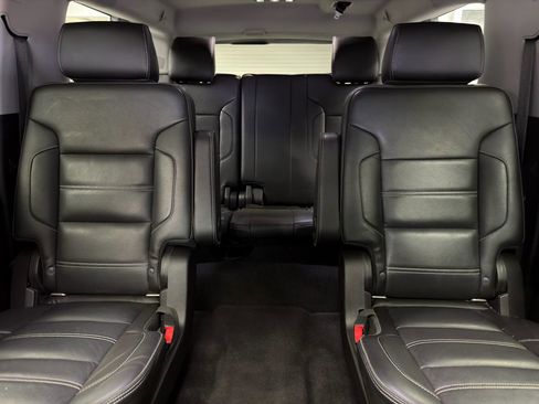 Used 2020 GMC Yukon XL Denali w/ Denali Ultimate Package AWD/4WD image 32