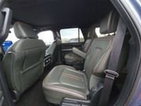 Used 2022 Ford Expedition Timberline image 3