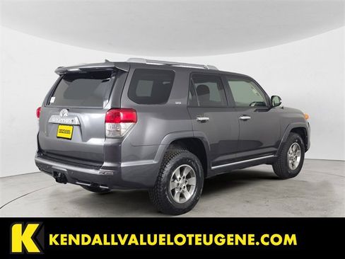 Used 2013 Toyota 4Runner SR5 image 5