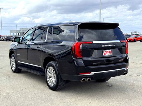 Used 2025 GMC Yukon XL Denali image 9