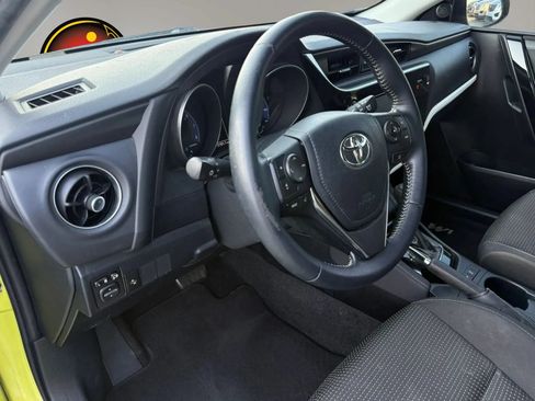 Used 2018 Toyota Corolla iM FWD image 18