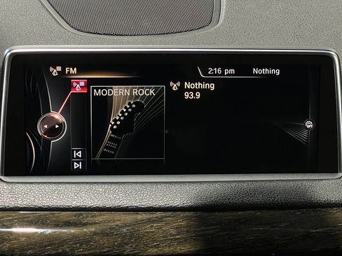 Used 2016 BMW X5 xDrive40e image 26