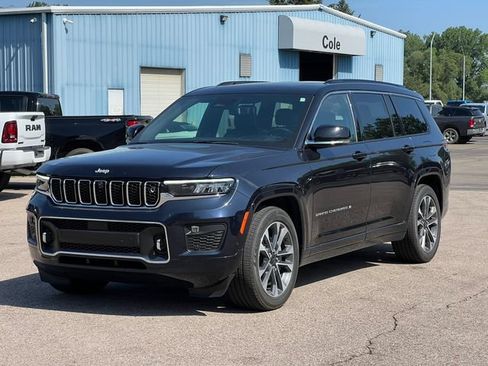 Used 2024 Jeep Grand Cherokee L Overland w/ Advanced Protech Group III AWD/4WD image 53