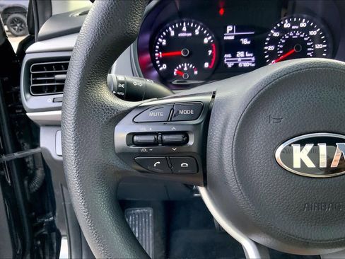 Used 2018 Kia Rio S FWD image 23