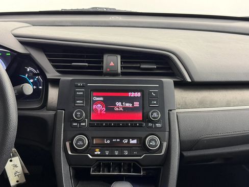 Used 2019 Honda Civic LX image 25
