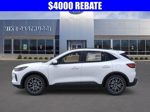 New 2026 Ford Escape SE w/ PHEV Premium Package image 3