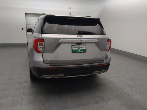 Used 2020 Ford Explorer XLT w/ Equipment Group 202A RWD image 6