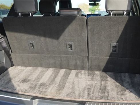 Used 2023 Lincoln Navigator Black Label image 13