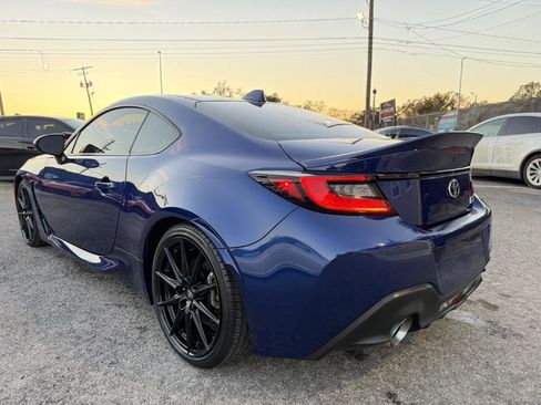 Used 2023 Toyota GR86 Premium w/ ALL Weather Mat Package (TMS) image 7