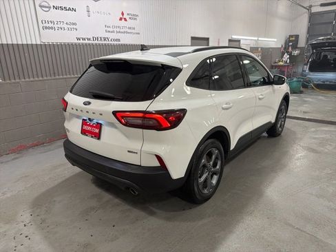 Used 2025 Ford Escape ST-Line Elite image 3