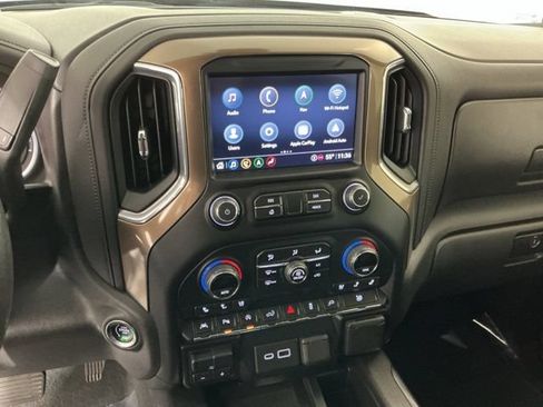 Used 2021 Chevrolet Silverado 1500 High Country AWD/4WD image 17