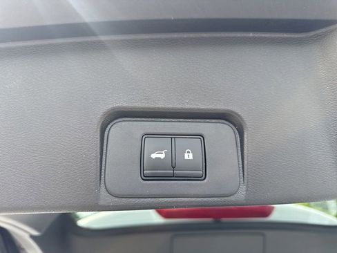 Used 2024 Nissan Rogue SV w/ SV Premium Package AWD/4WD image 29