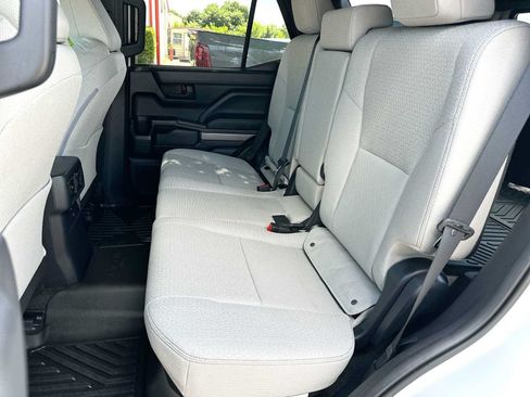 Used 2026 Toyota 4Runner SR5 AWD/4WD image 23