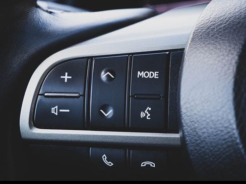 Used 2017 Lexus RX 350 AWD w/ Premium Package image 11