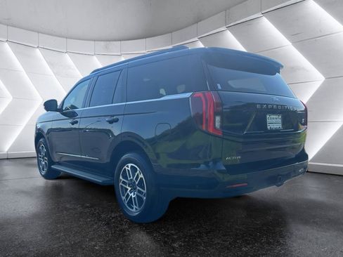 Certified 2025 Ford Expedition Active AWD/4WD image 5