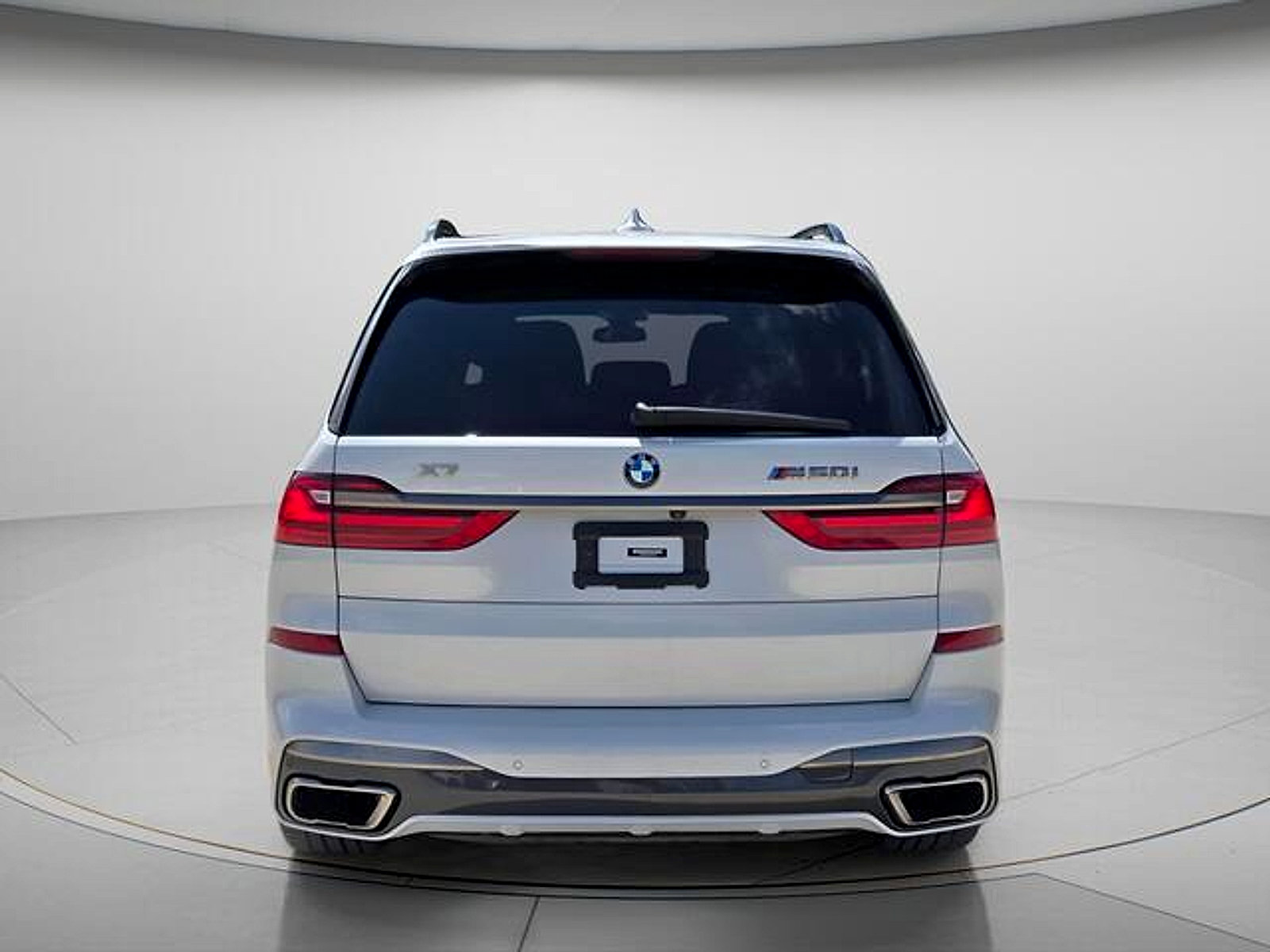Used 2022 BMW X7 M50i w/ Cold Weather Package AWD/4WD image 5