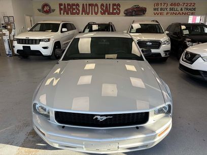 Used 2005 Ford Mustang Deluxe