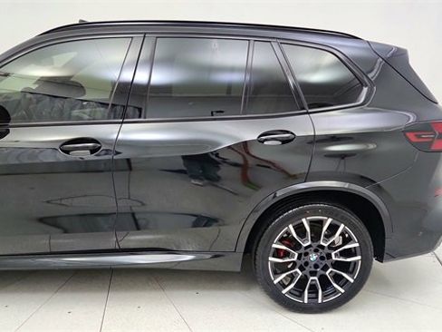 Used 2024 BMW X5 sDrive40i w/ M Sport Package image 11