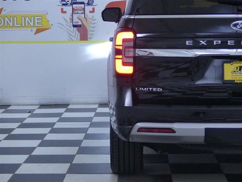 Used 2022 Ford Expedition Max Limited AWD/4WD image 32