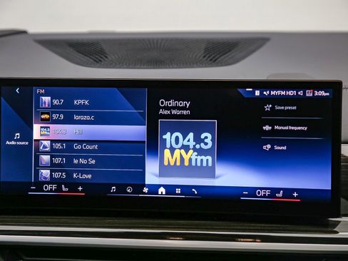 Certified 2024 BMW X5 sDrive40i w/ Premium Package RWD image 16