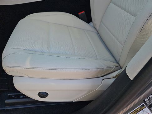 Certified 2025 Mercedes-Benz GLE 350 4MATIC image 21
