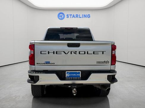 Used 2022 Chevrolet Silverado 2500 High Country w/ LPO, Dark Essentials Package AWD/4WD image 7