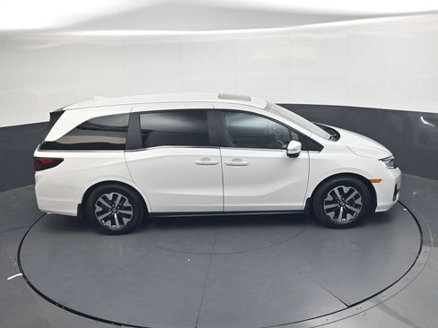 Used 2025 Honda Odyssey EX-L image 39
