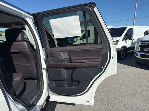New 2025 Ford Expedition Platinum w/ Platinum Ultimate Package image 17