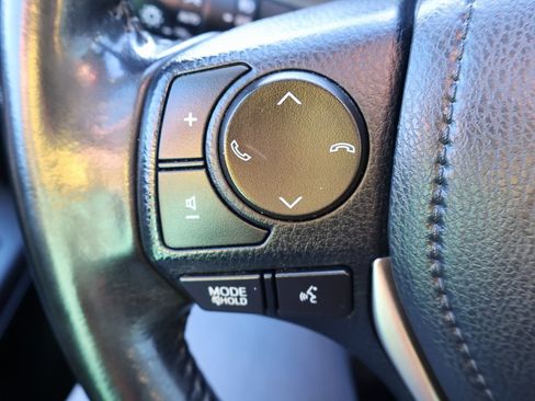 Used 2018 Toyota RAV4 XLE w/ Plus Extra Value Package image 15