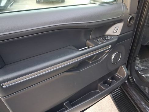 Used 2024 Ford Expedition Max XLT RWD image 15