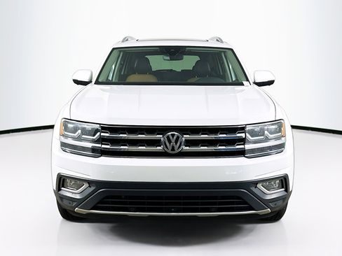 Used 2018 Volkswagen Atlas SEL Premium image 2