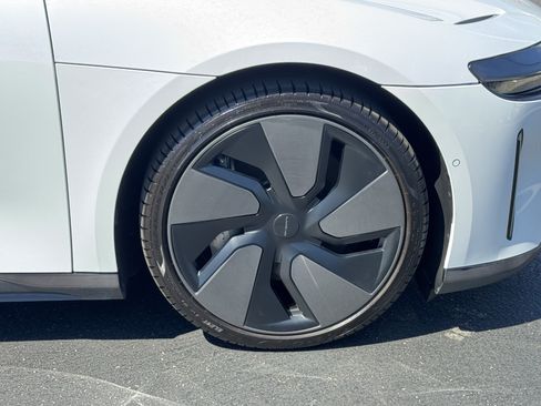 Used 2024 Lucid Air Touring AWD/4WD image 11