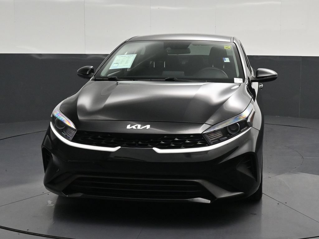 Used 2024 Kia Forte LXS w/ LXS Technology Package FWD image 6