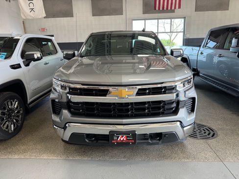 Used 2025 Chevrolet Silverado 1500 LT w/ All Star Edition Plus AWD/4WD image 2