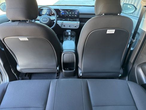 New 2026 Hyundai Kona SE image 20