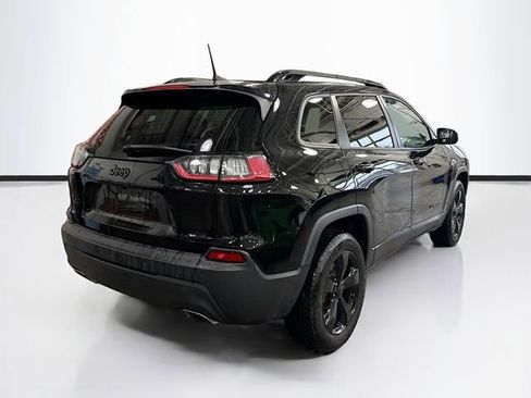 Used 2019 Jeep Cherokee Latitude Plus image 6