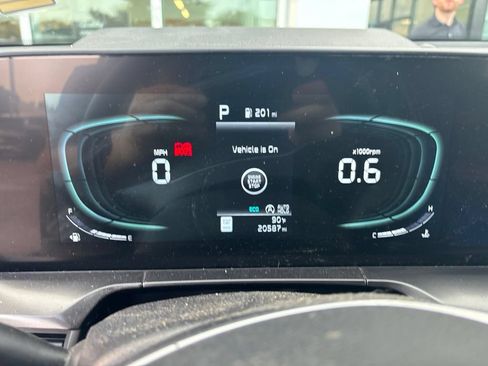 Used 2024 Kia Telluride S w/ S Sunroof Package FWD image 1