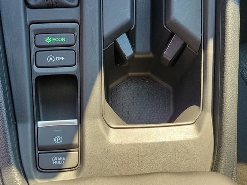 Certified 2023 Honda Accord EX image 30