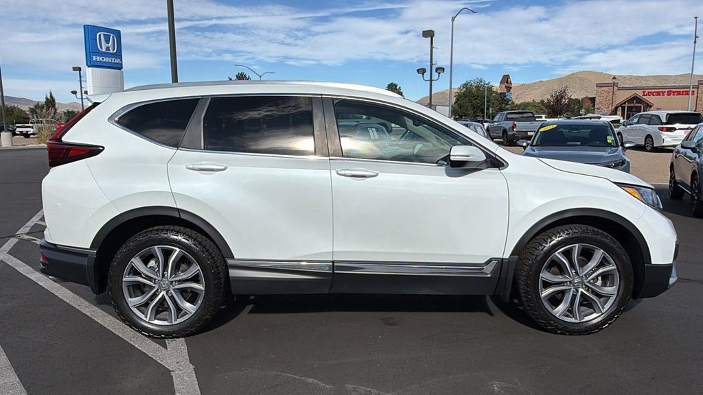Used 2020 Honda CR-V Touring image 2