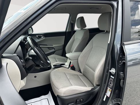 Used 2020 Kia Soul EX FWD image 19