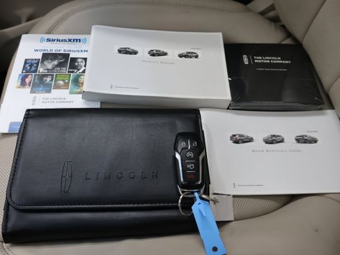 Used 2016 Lincoln MKX Reserve w/ Technology Package AWD/4WD image 56