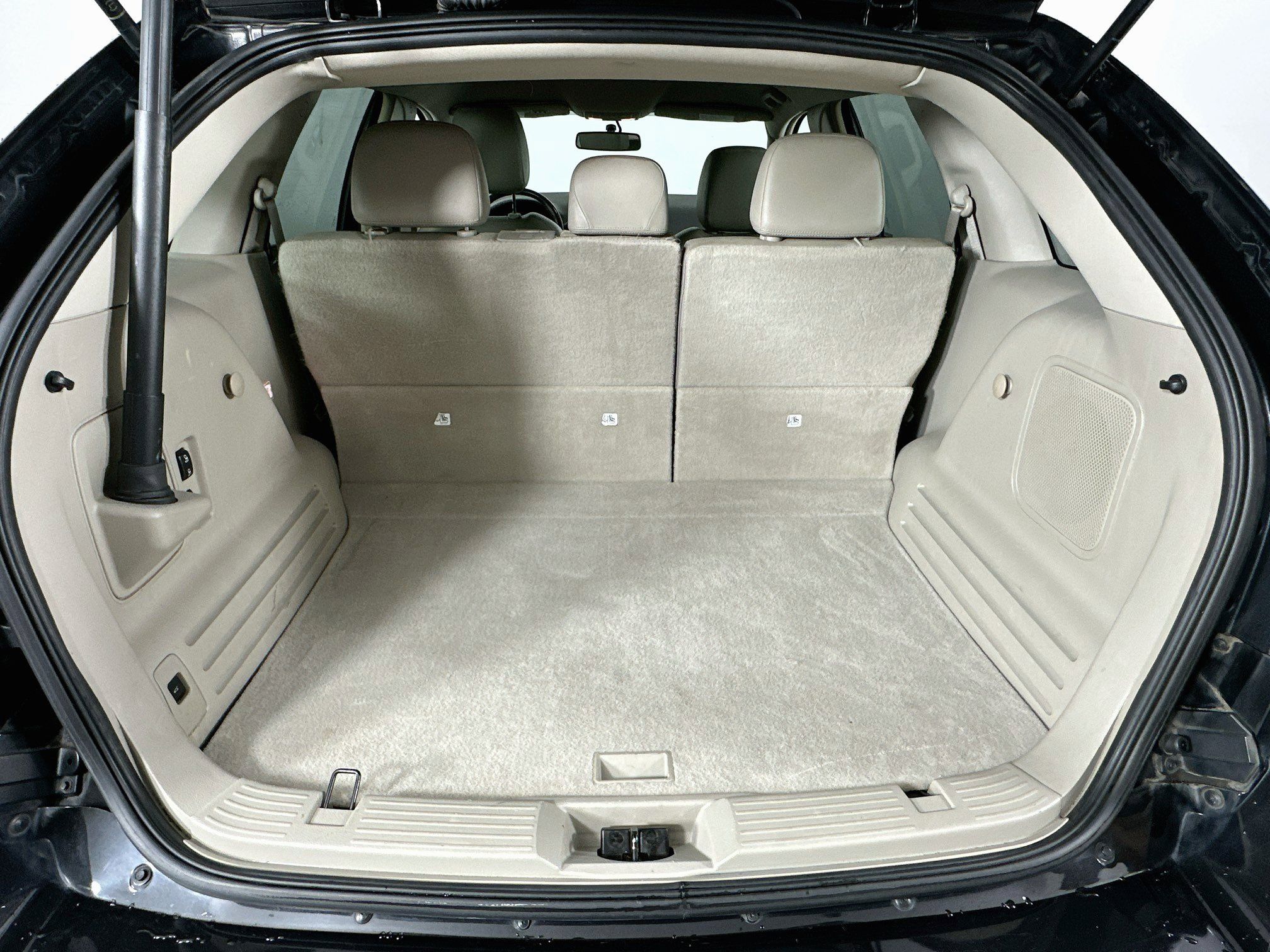 Used 2013 Lincoln MKX FWD image 26