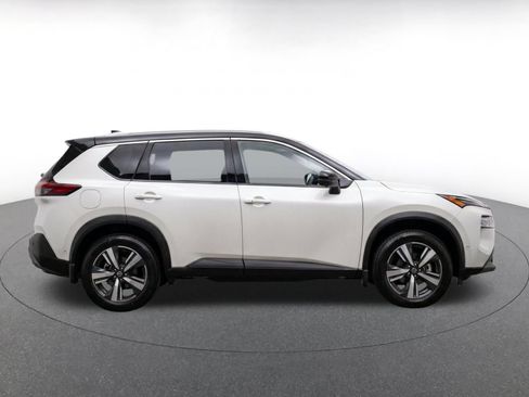 Used 2026 Nissan Rogue SL AWD/4WD image 10