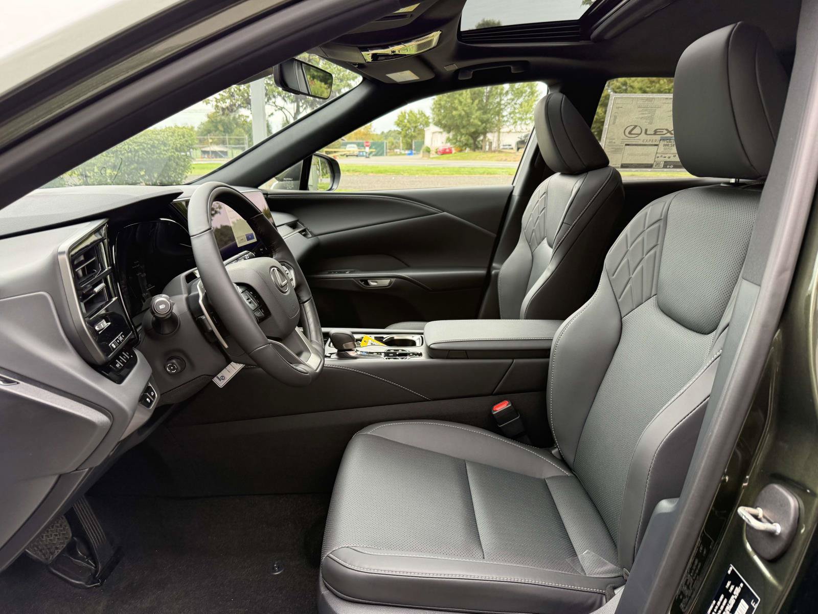 New 2026 Lexus RX 450h AWD image 12