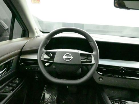 Used 2025 Nissan Murano Platinum w/ Cargo Package AWD/4WD image 11