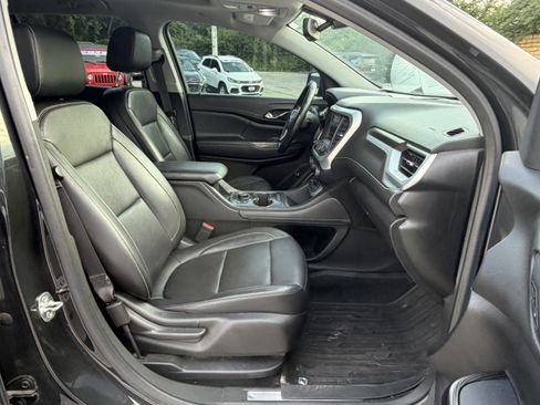 Used 2020 GMC Acadia SLT FWD image 11