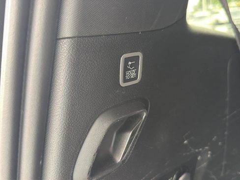 Used 2022 Jeep Wagoneer Series II w/ Rear Seat Video Group 1 RWD image 37
