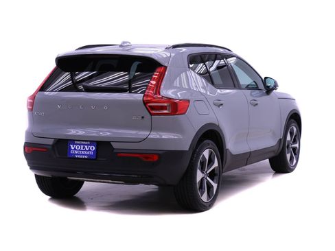 Certified 2026 Volvo XC40 B5 Plus w/ Protection Package Premier image 4