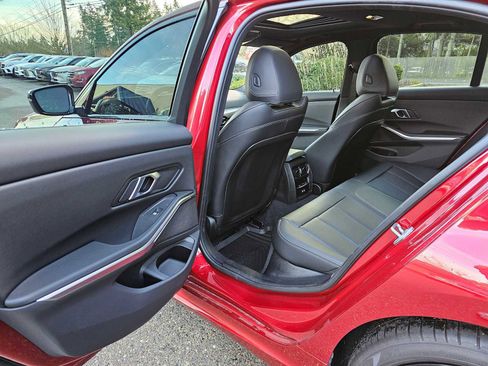 Used 2025 BMW 330i xDrive 330i xDrive w/ M Sport Package image 15