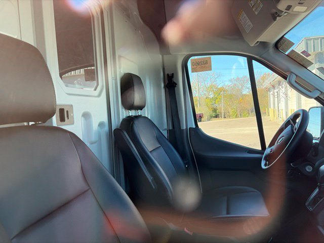Used 2024 Ford Transit 250 148 High Roof Extended AWD w/ Load Area Protection Package image 4